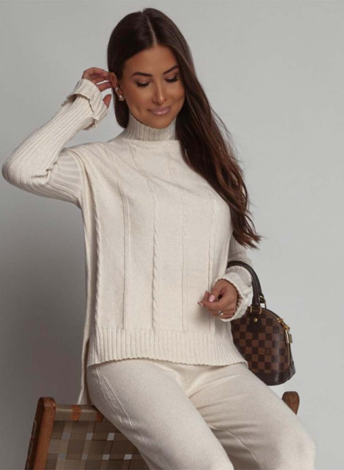 Beige knit set