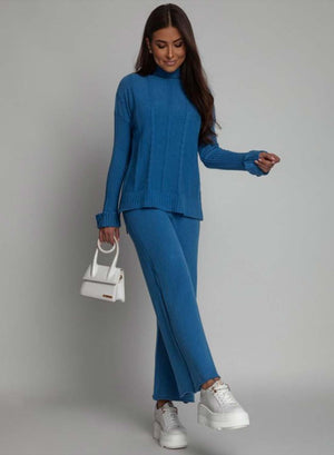 Petroleum blue knit set