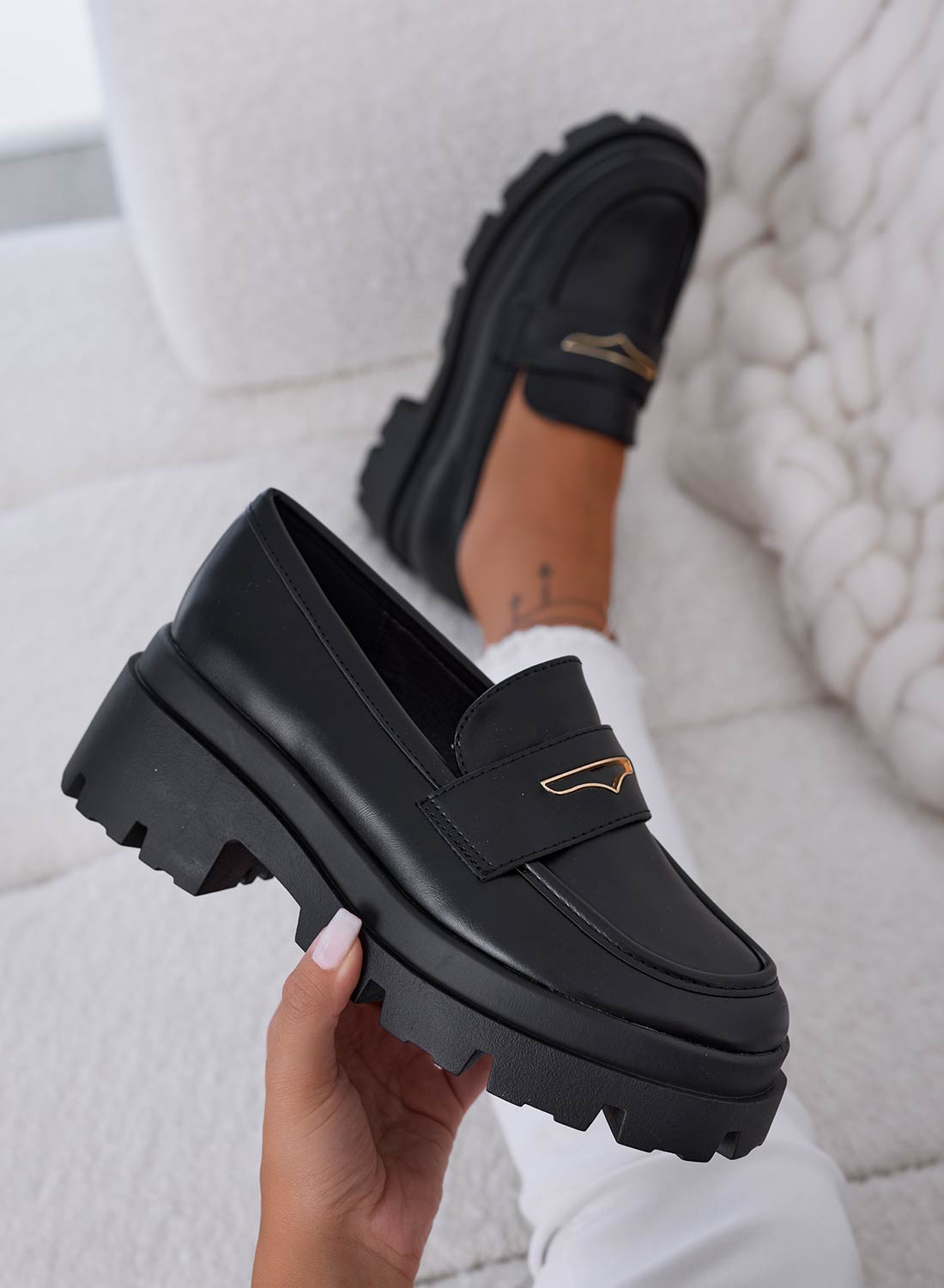 DARCY - Black loafers with platform