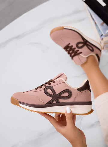 DIAZ - Sneakers rosa con fiocco marrone e suola bicolore