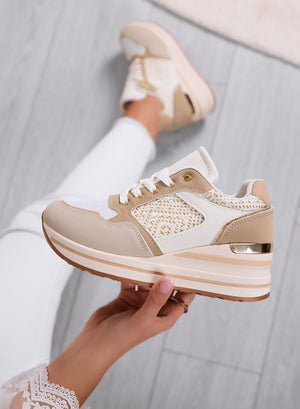 SELLY - Beige sneakers with wedge heel and embroidered details