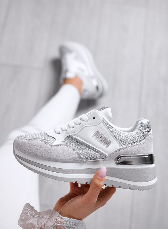 GIADA - Sneakers grigie con Inserti Rete e Dettagli argento