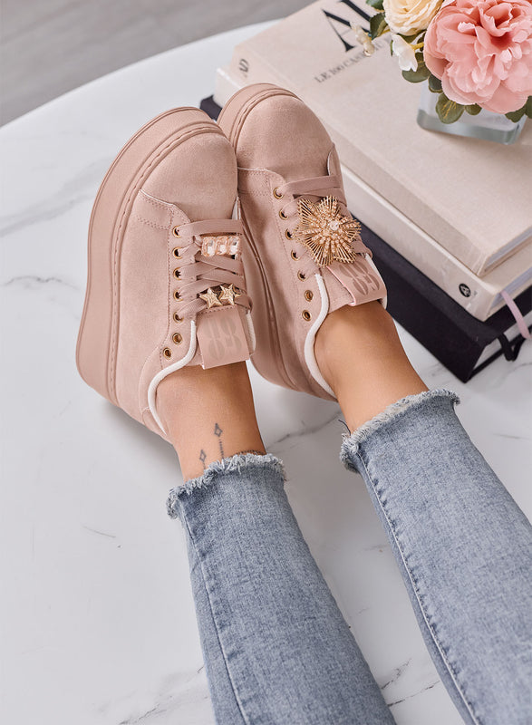GRACE - Sneakers Donna rosa con Applicazione Gioiello e Suola Platform