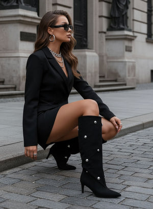 ISADORA - Stivali neri alti con borchie a sfera argento e tacco basso