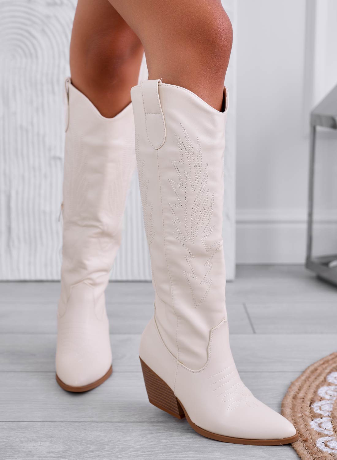 KARINA - Beige faux leather camper boots