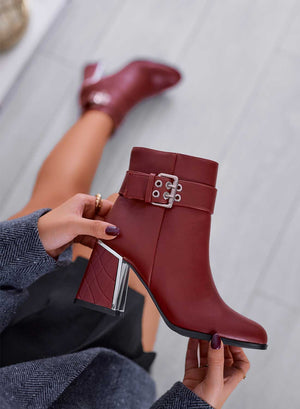 KISHA - Bordeaux ankle boots with buckle and quilted heel