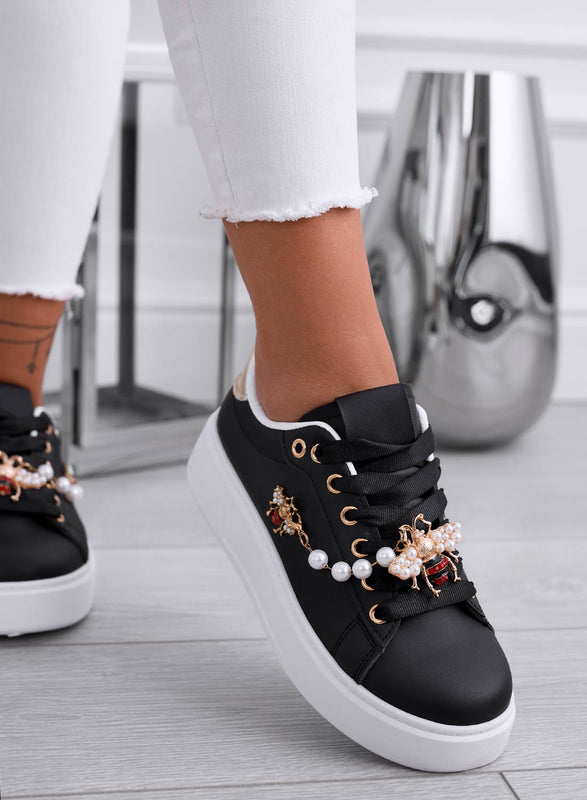 LILIANA - Sneakers nere con retro oro e applicazione ape gioiello