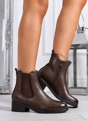 LIMA - Brown ankle boots with low heel and side elastic