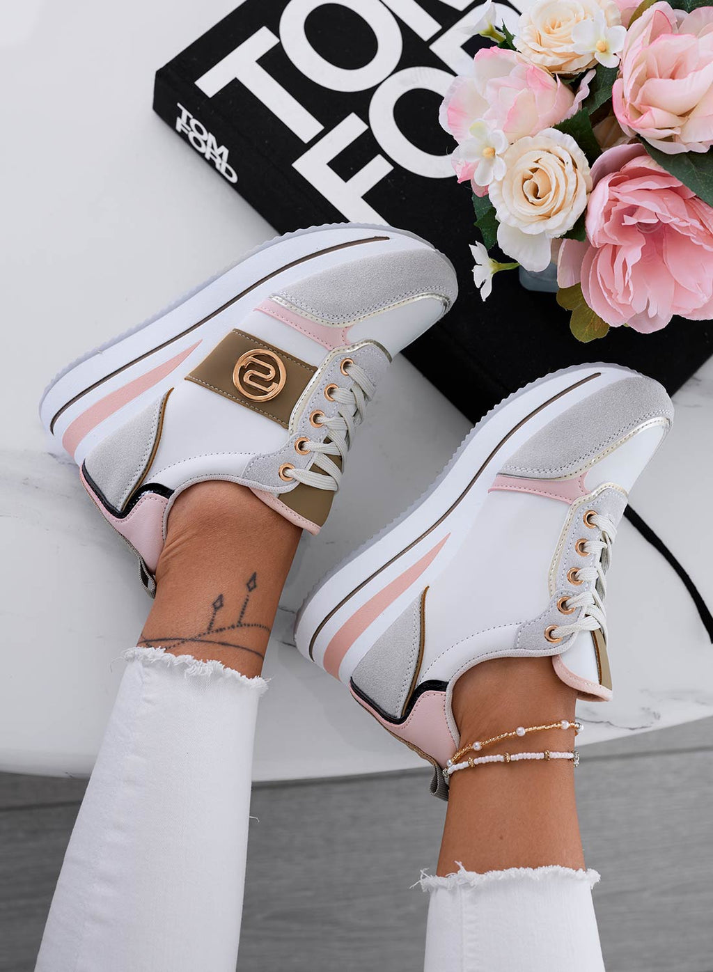 LOPEZ - Sneakers grigie con pannelli a contrasto rosa