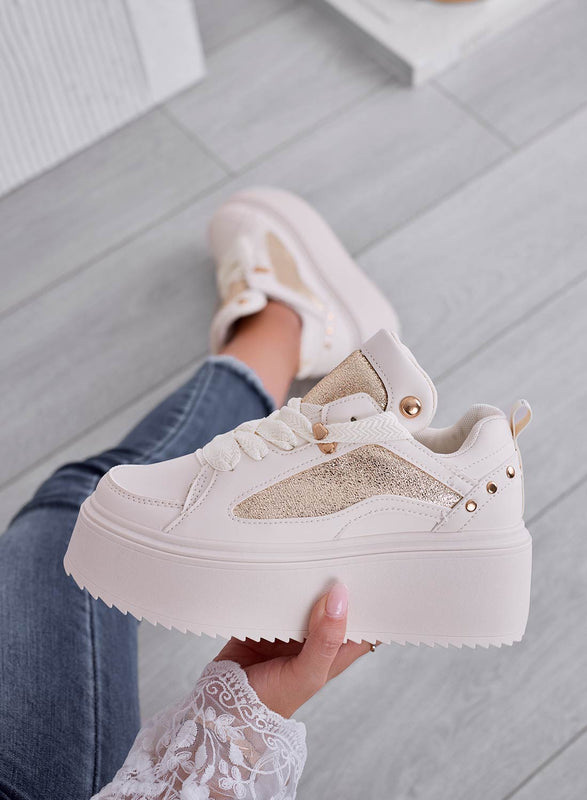 LUCILLA - Sneakers beige con zeppa e inserti laminati oro