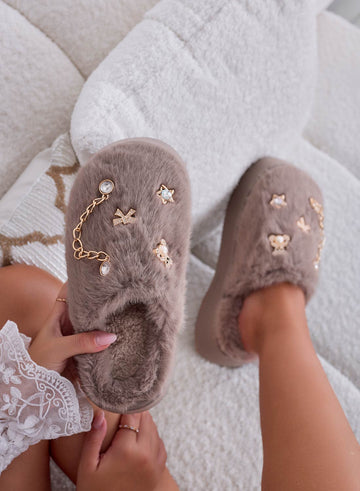 LUDOVICA - Mud-colored faux fur slippers with gold jewel embellishments