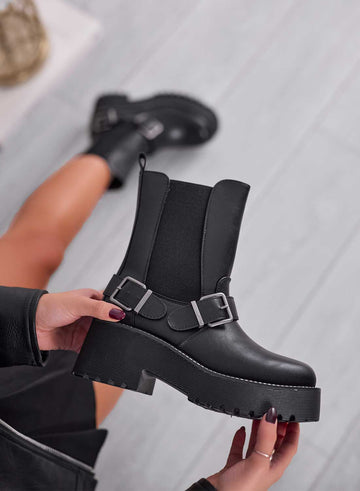 MADDY - Black ankle boots with side elastic and buckles