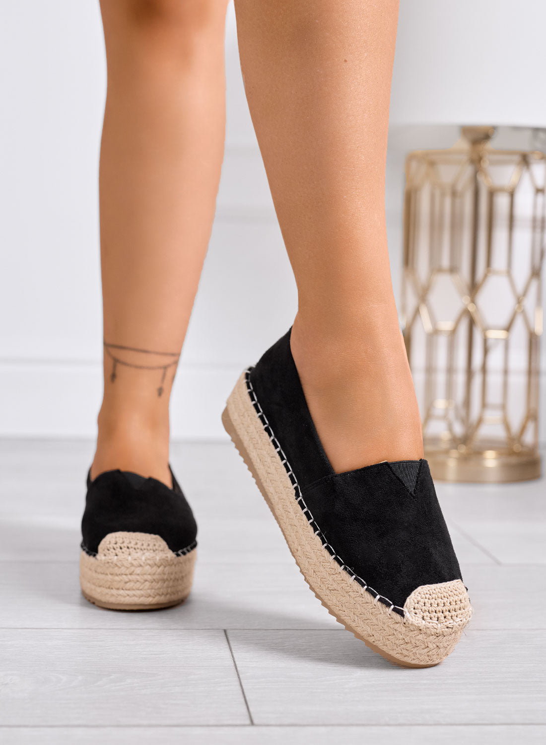 MAGDA - Espadrilles à plateforme noires avec bout crochet et semelle en corde