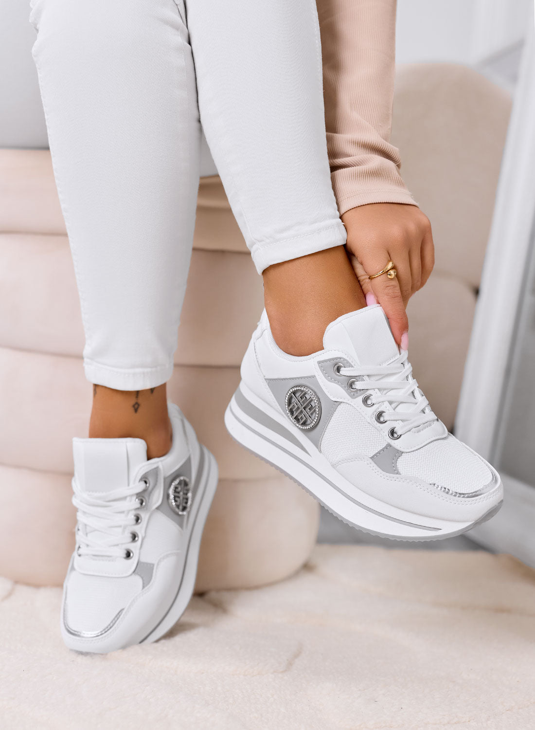 MALIA - White sneakers with side logo and comfortable wedge