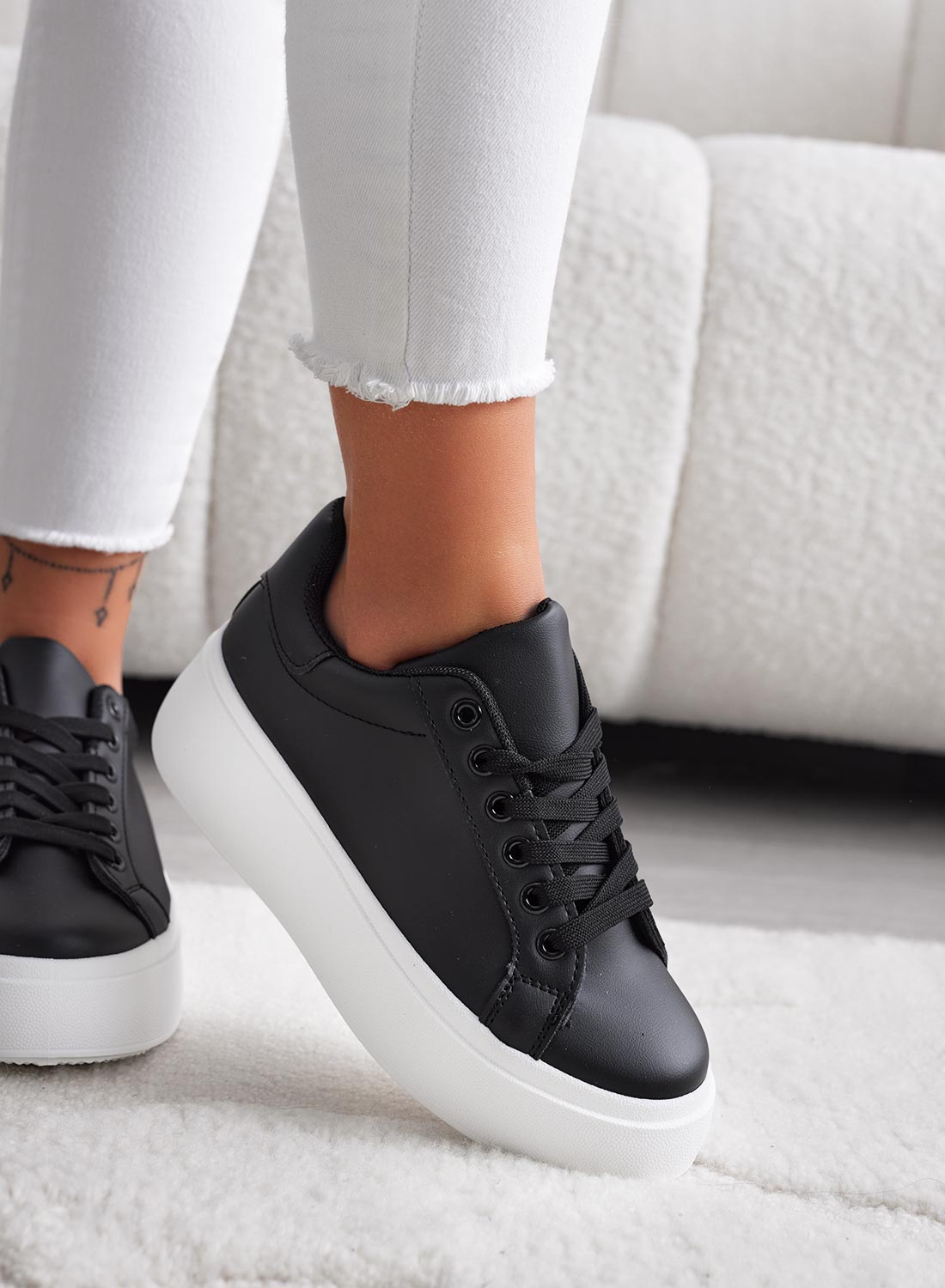 MALVIN - Black wedge sneakers