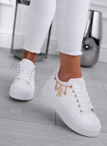 MARBELLA - White sneakers with beige heel and gold charms