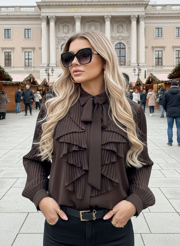 Camicia marrone con rouches e plissè