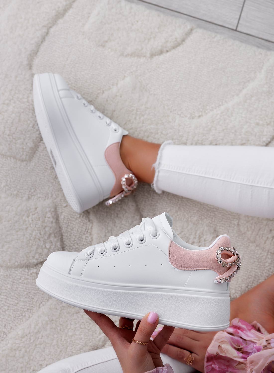 MILE - White sneakers with thick sole, rhinestone bow, and pink back