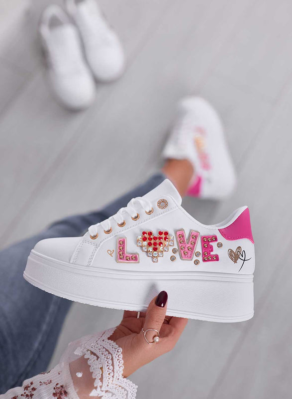 MIRTA - Sneakers bianche con retro fuxia e scritta love