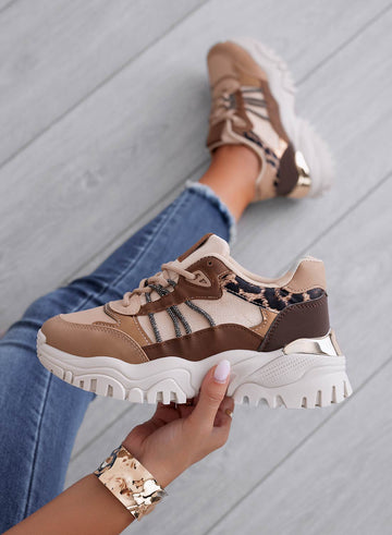 Mud sneakers with brown inserts and animal print