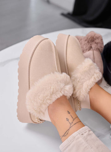 NITRA - Beige slippers with synthetic fur lining and elastic band at the back