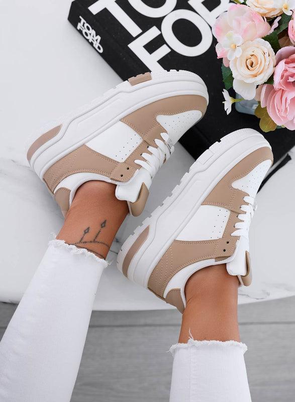 NYLA - Sneakers bianche con pannelli a contrasto fango