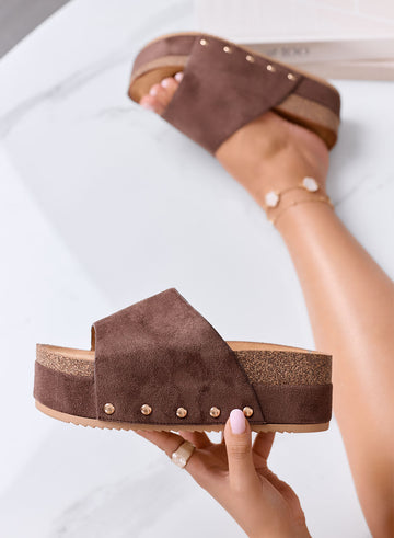 ORIO - Sandali Zeppe marroni platform con fascione largo e rivetti laterali