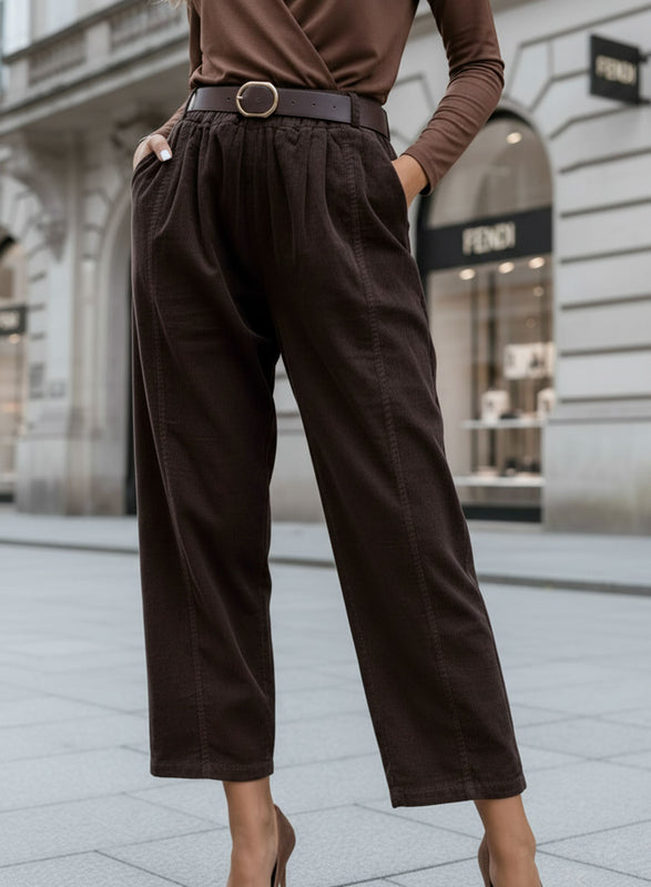 Pantalone marrone a costine con cintura