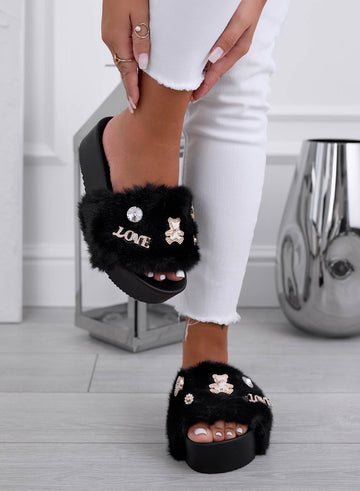 PRETTY - Black slide sandals with gold embellishments