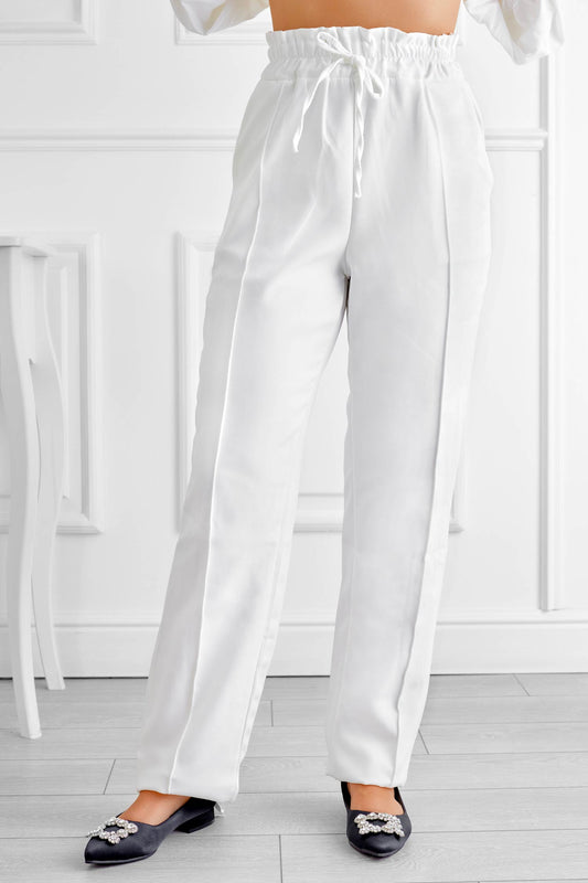 Pantalone bianco con molla e laccio in vita