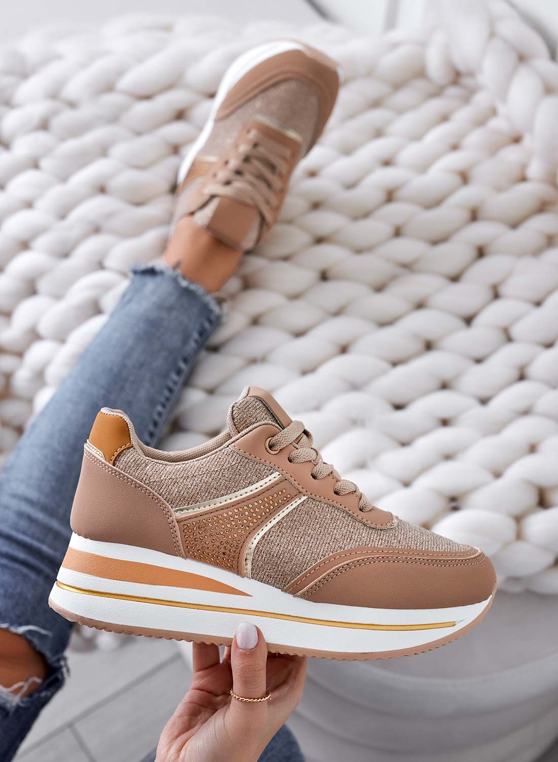 Mud sneakers with glitter inserts