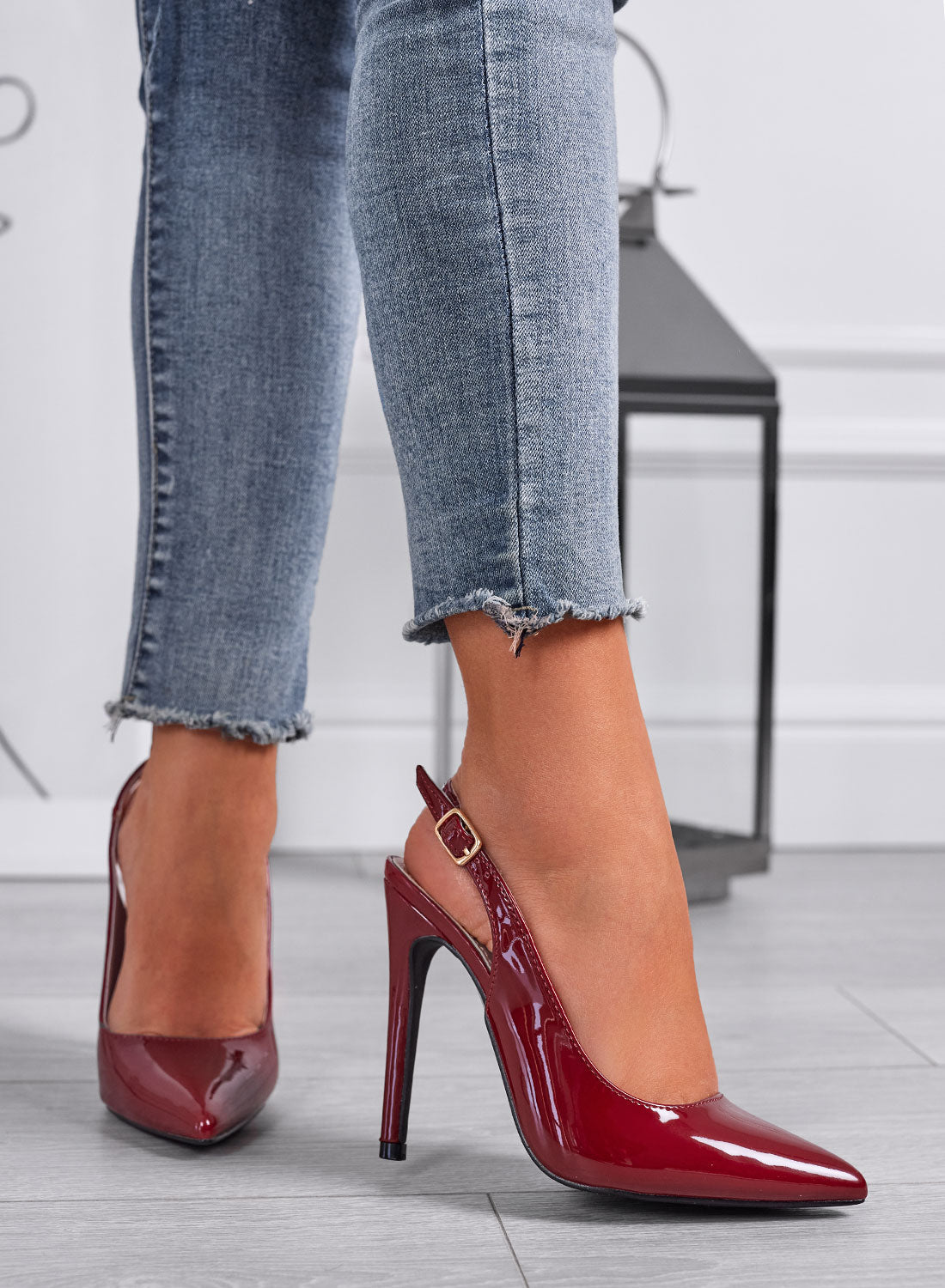 SHADOW - Escarpins bordeaux en vernis avec bride slingback et talon 12 cm