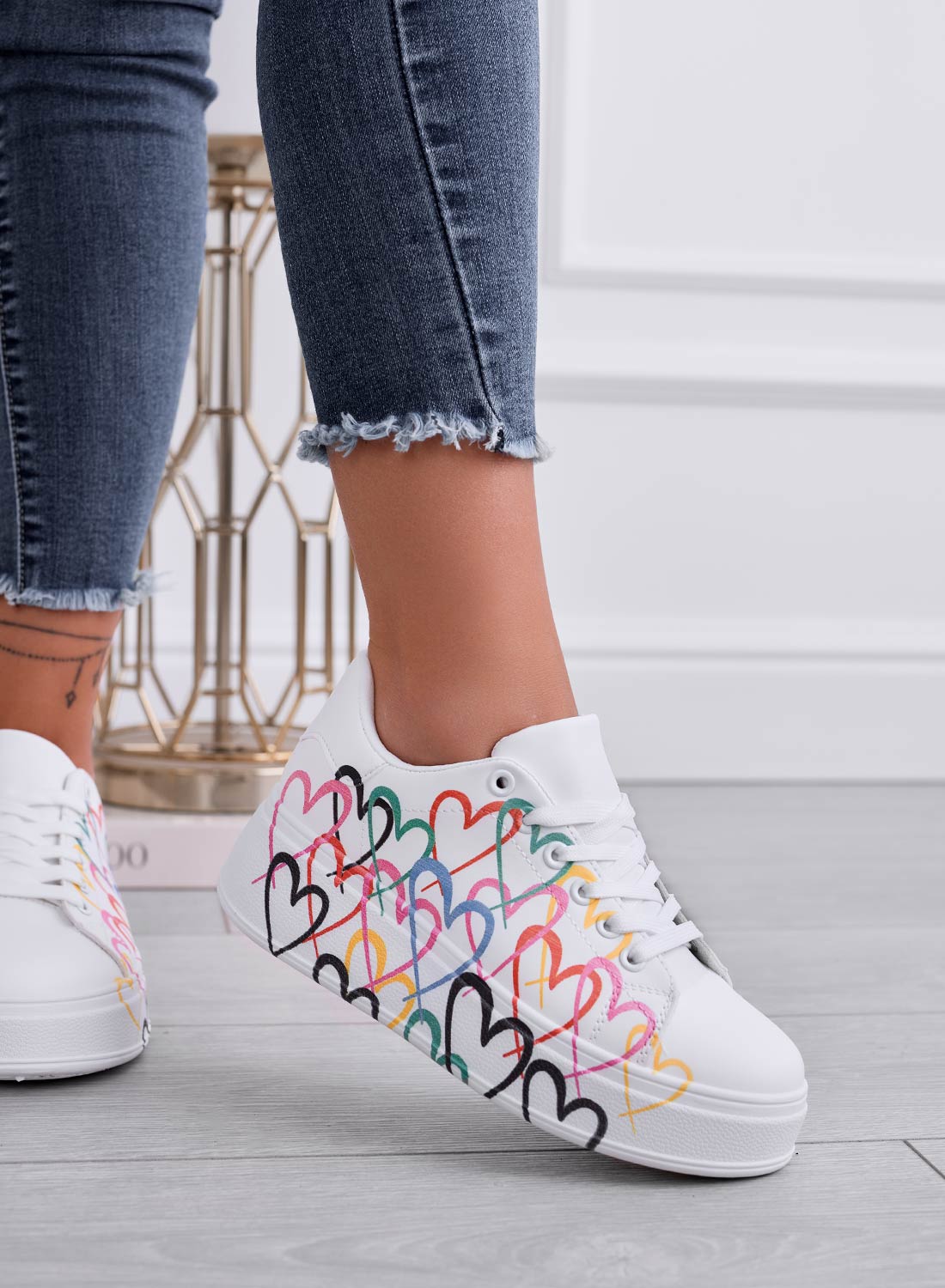 SHEBA - White sneakers with multicolor heart pattern
