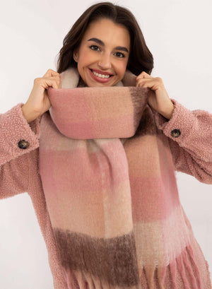 Oversized scarf in powder pink tones