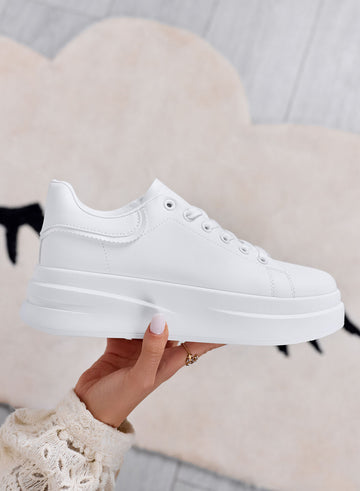 TIZIANA - White sneakers with laces