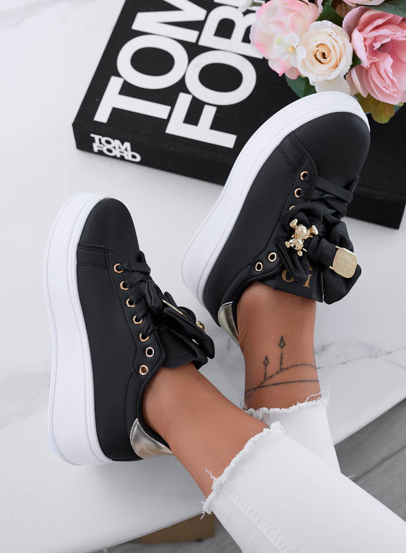 VANESSA - Sneakers nere con fiocco e teddy oro