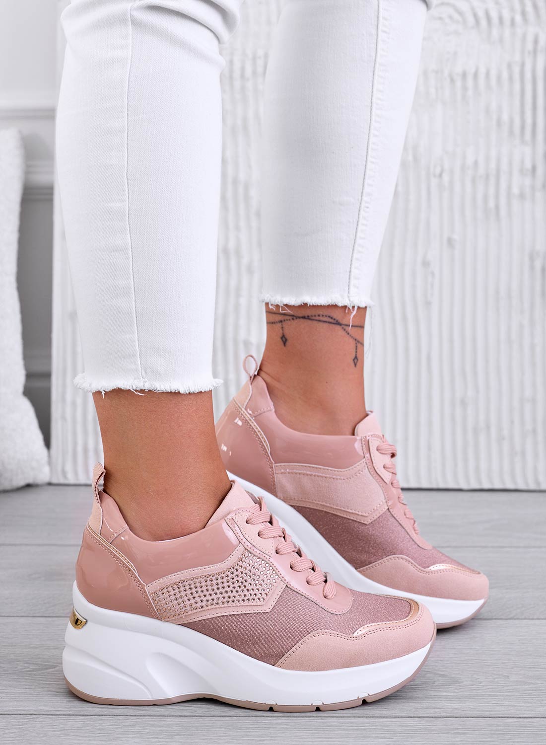 XENIA - Pink wedge sneakers with rhinestones