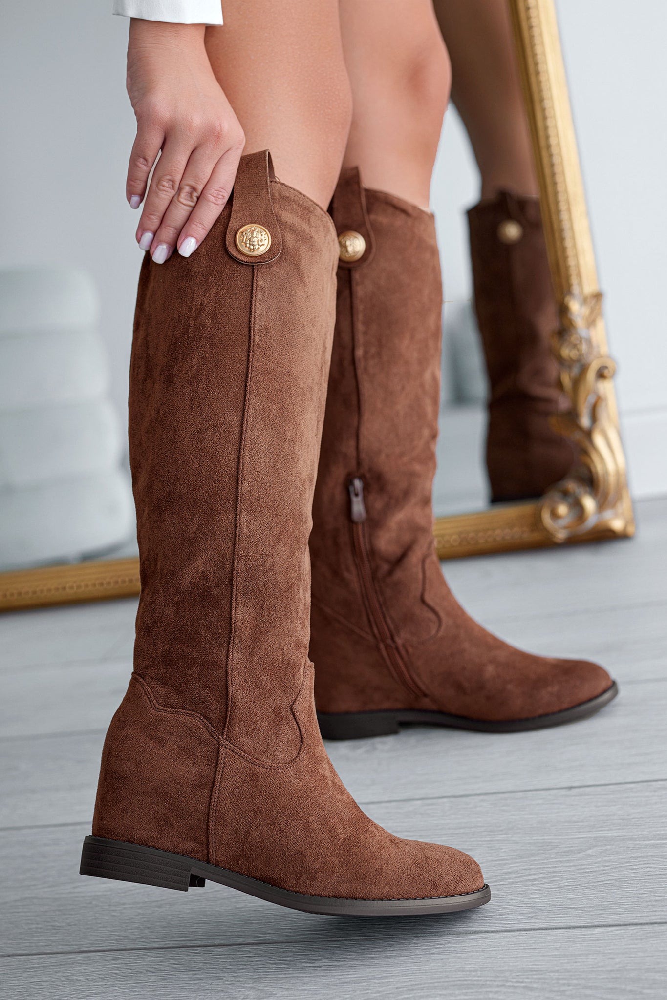 ROYAL - Brown Alexoo boots with internal wedge and gold button