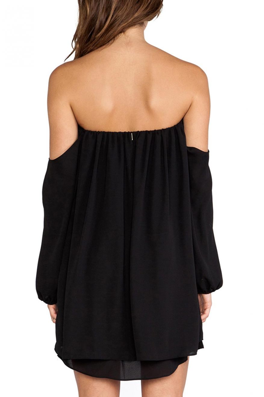 Strapless dress in black veil