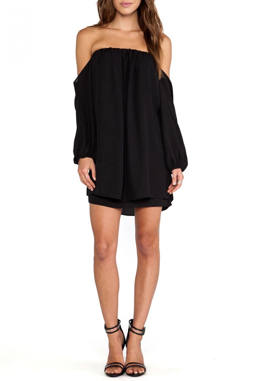 Strapless dress in black veil