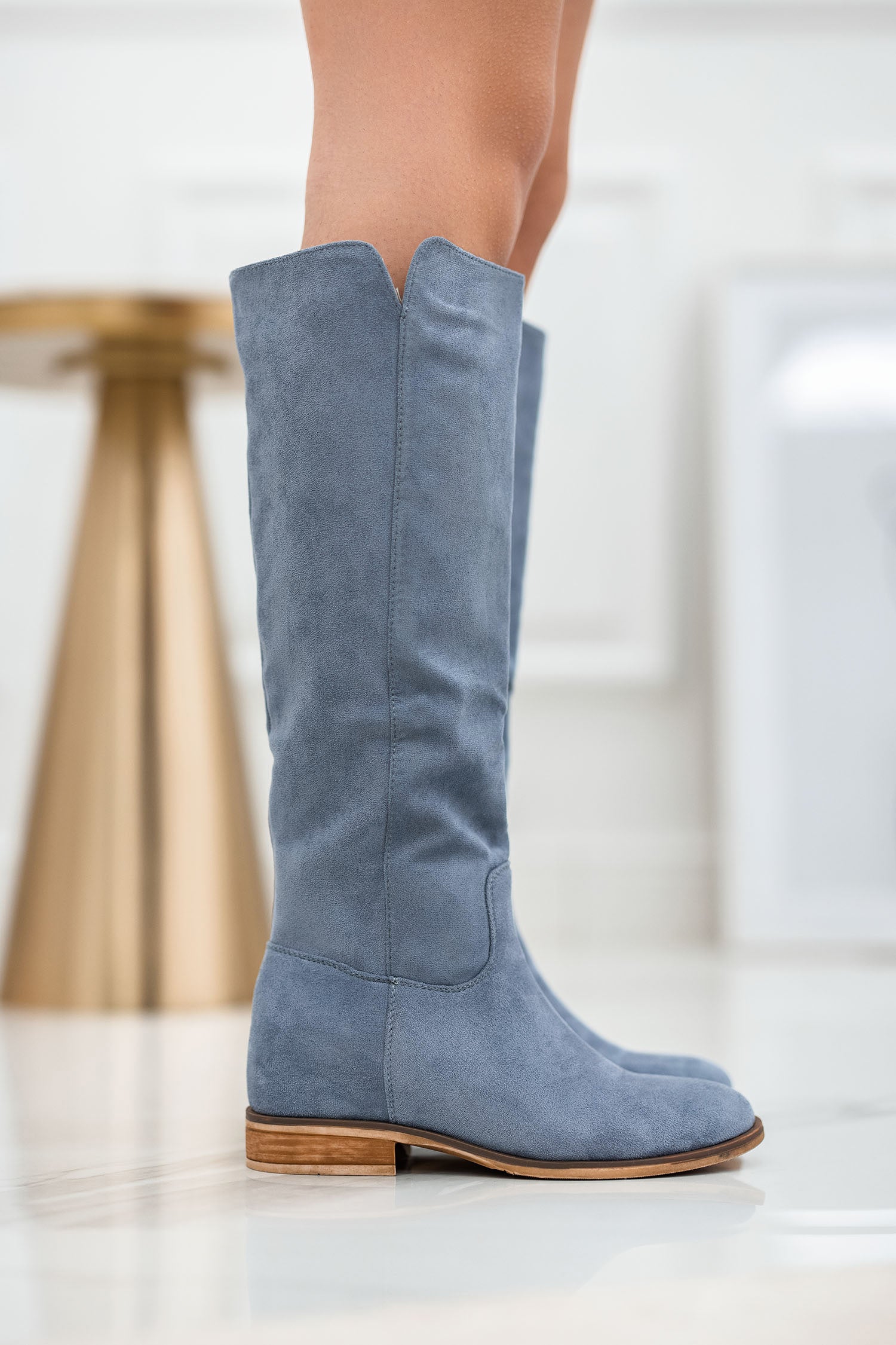 ZAIRA - Bottes bleu ciel en daim avec semelle compensée intérieure