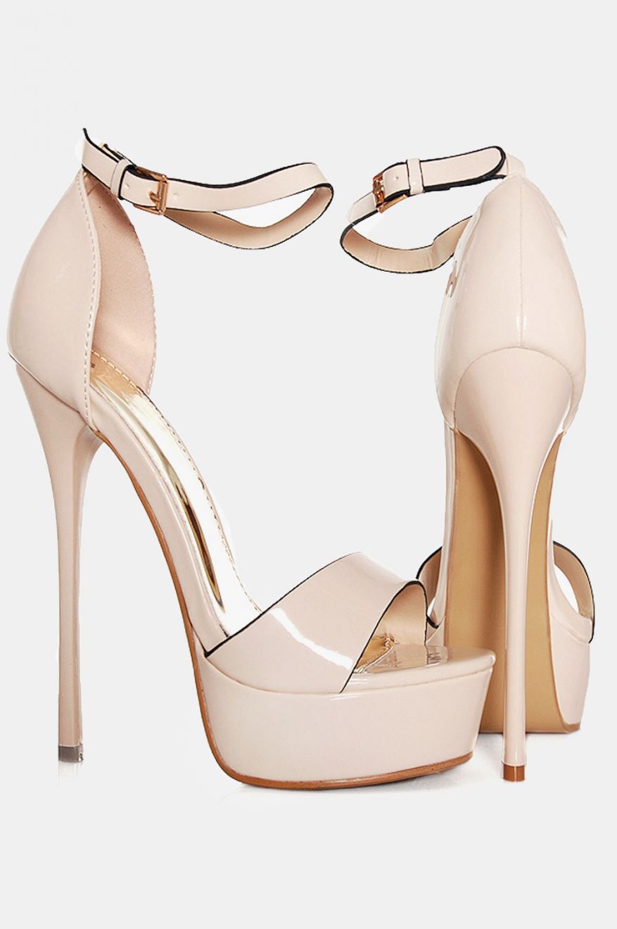Sandali con tacco alto in vernice Beige