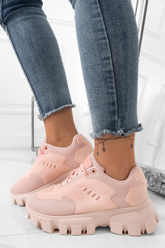 Sneakers rosa con suola carrarmato