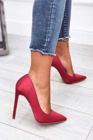Bordeaux satin pumps with high heel