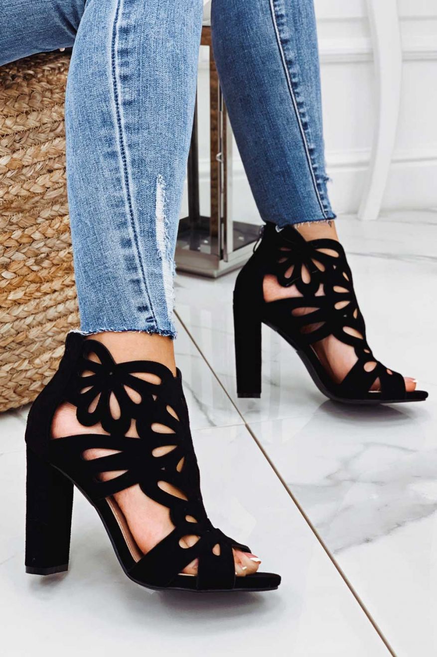 Black perforated sandals with comfortable heel