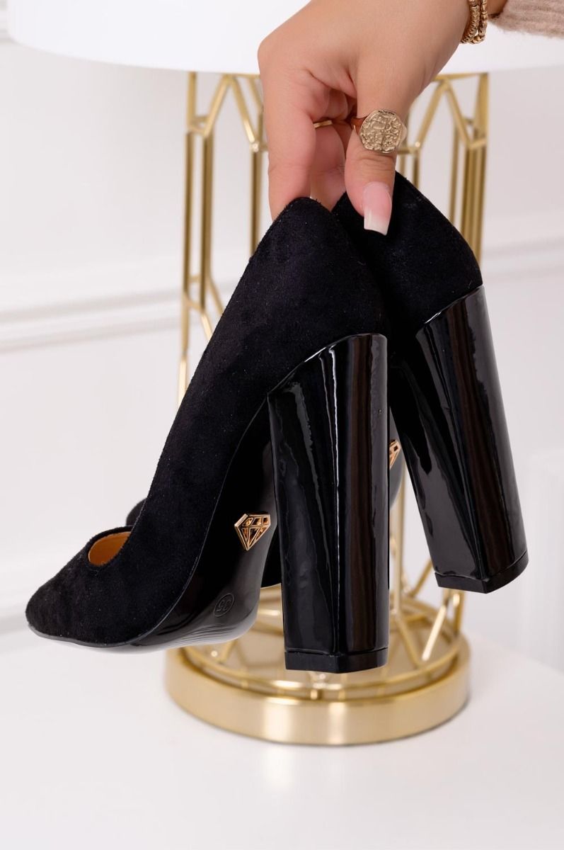 Black suede pumps with comfortable patent heel
