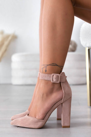 Alexoo nude suede pumps with strap and comfortable heel