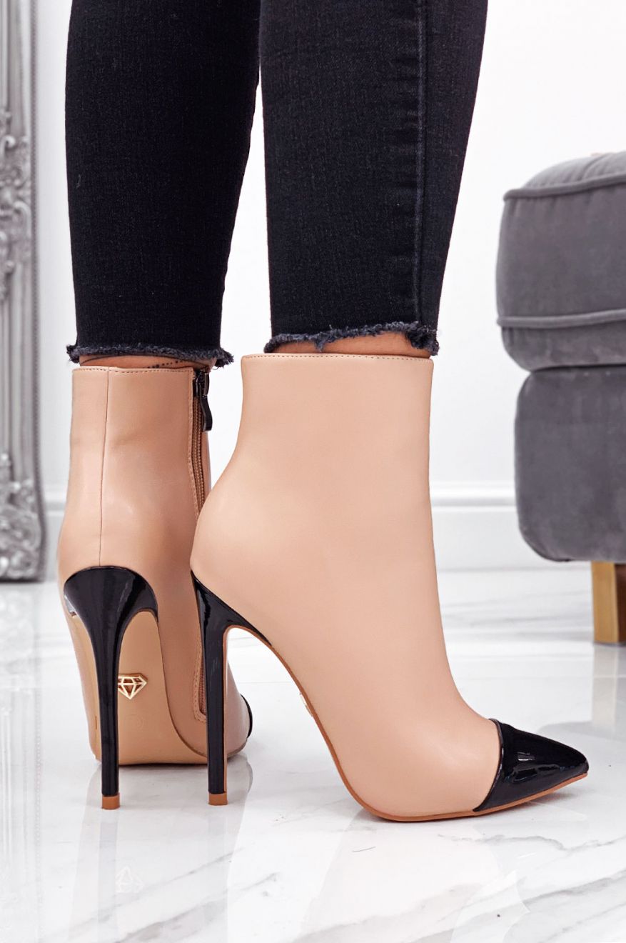 Nude ankle boots with heel and black patent toe