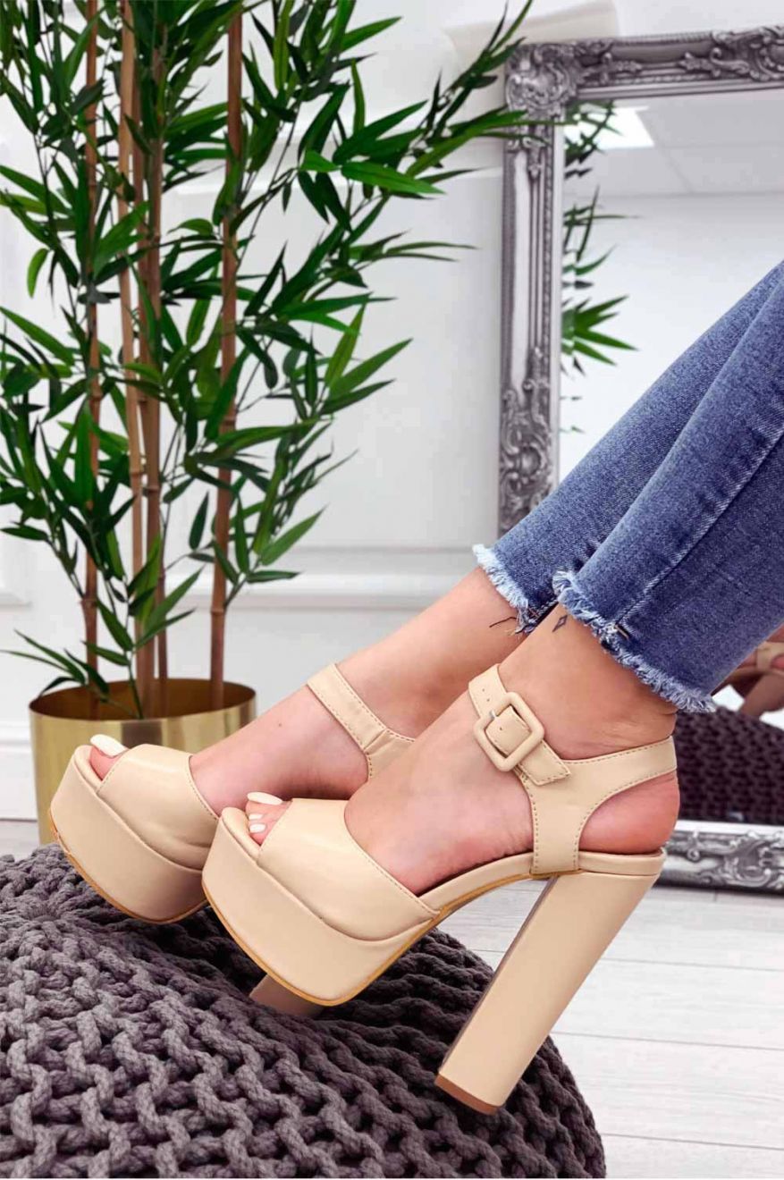 Beige faux leather sandals with high heel