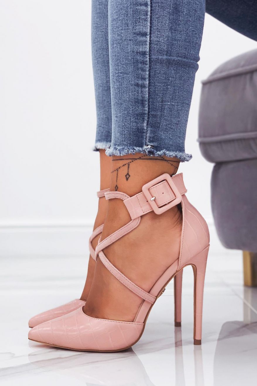 Pink crocodile-effect high heel pumps